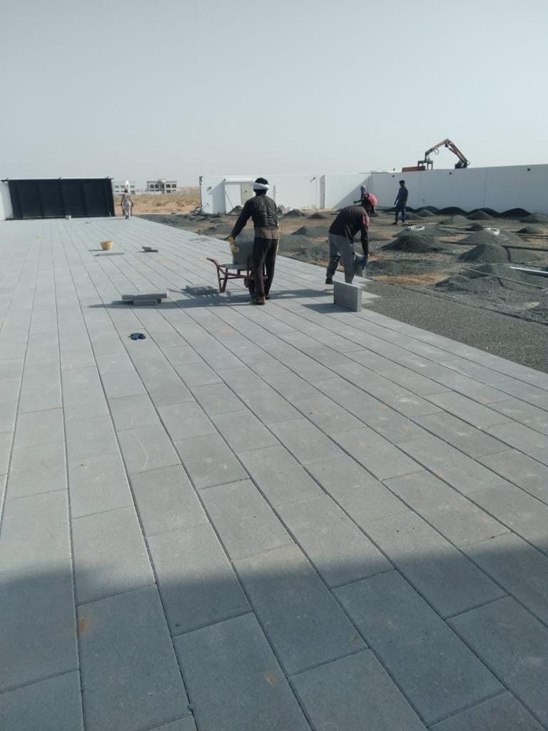 خدمة تركيب البلاط والسيراميك