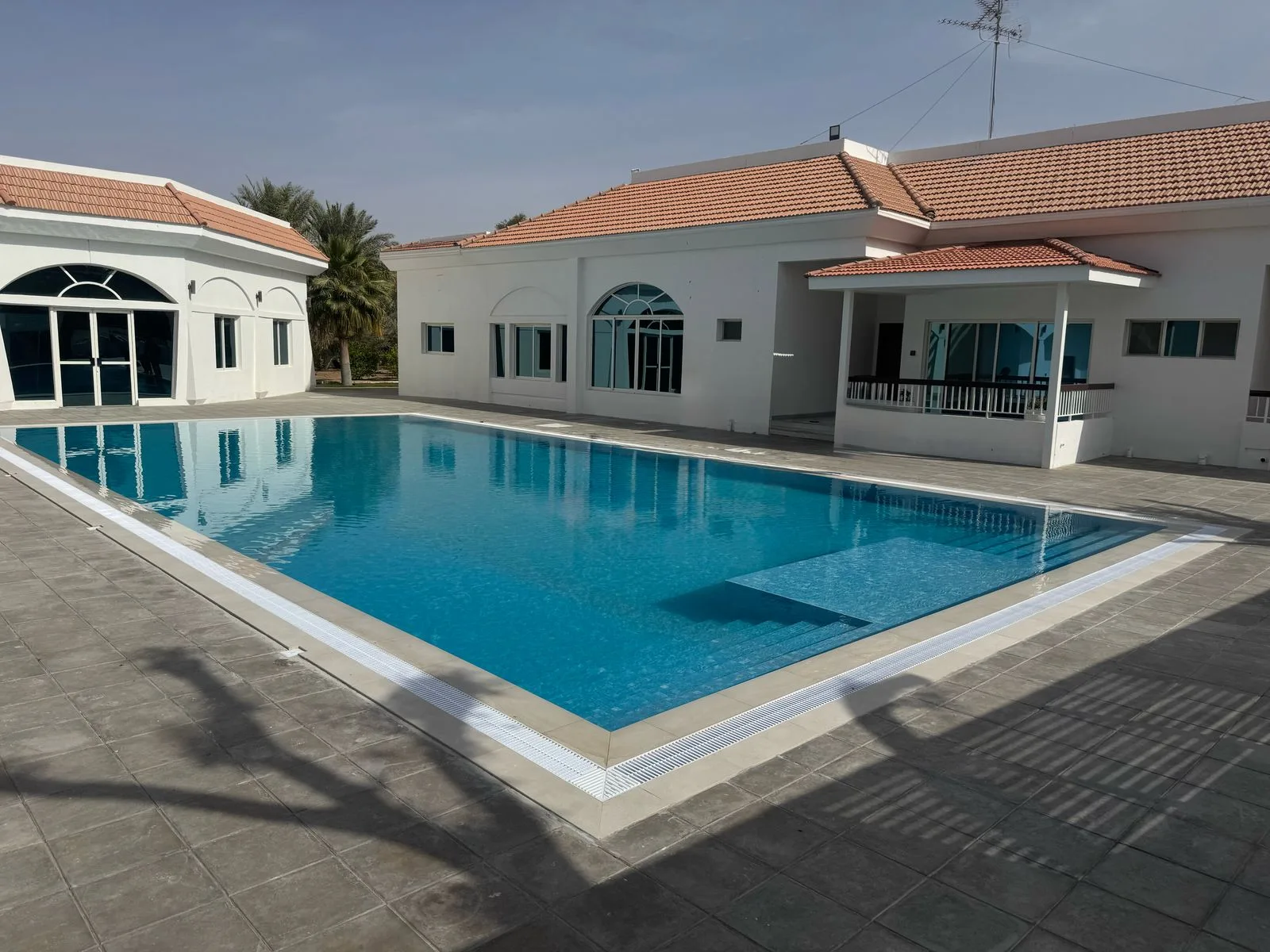 بناء مسابح في أبوظبي 0557261191